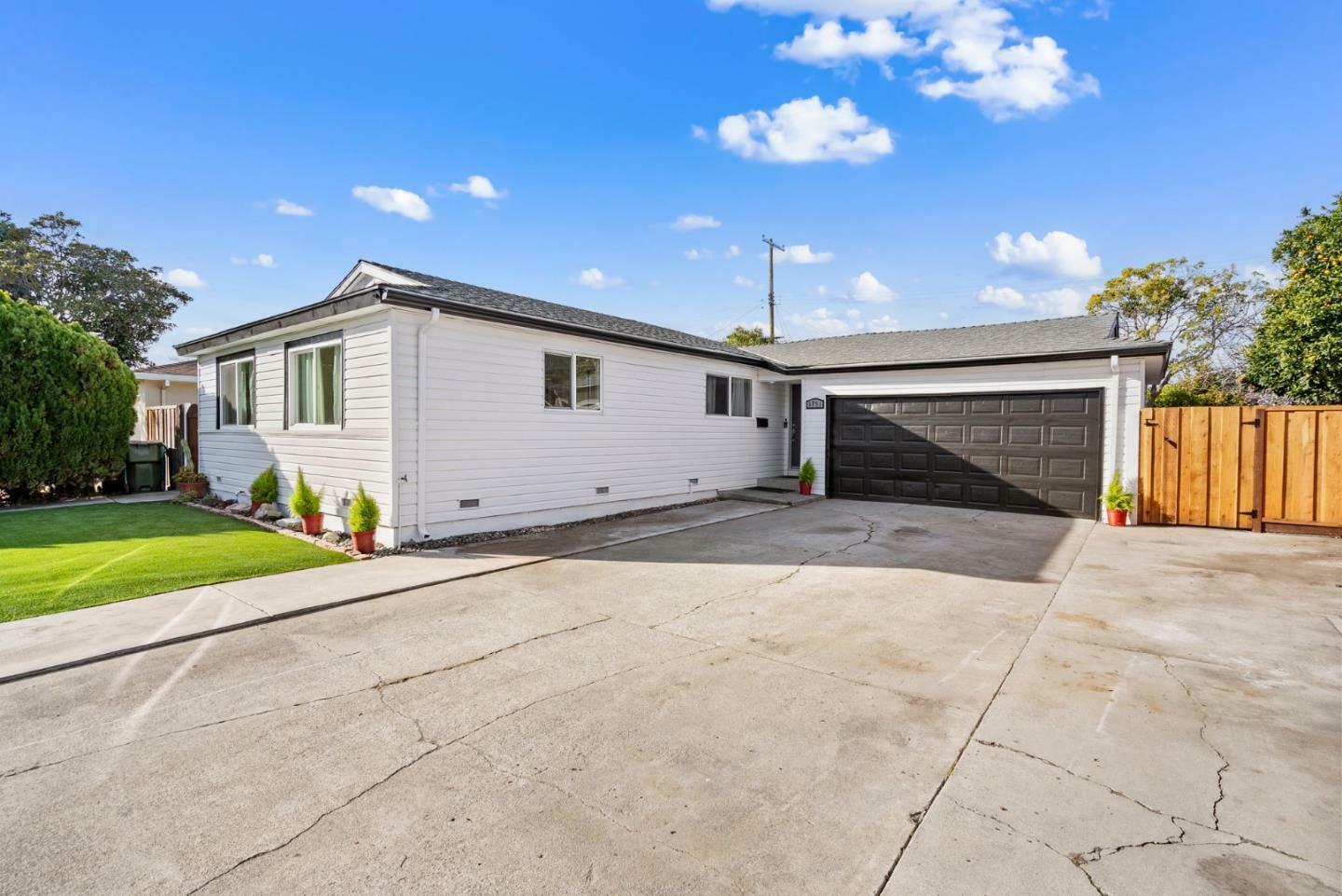 Property Photo:  1751 Nelson Drive  CA 95054 