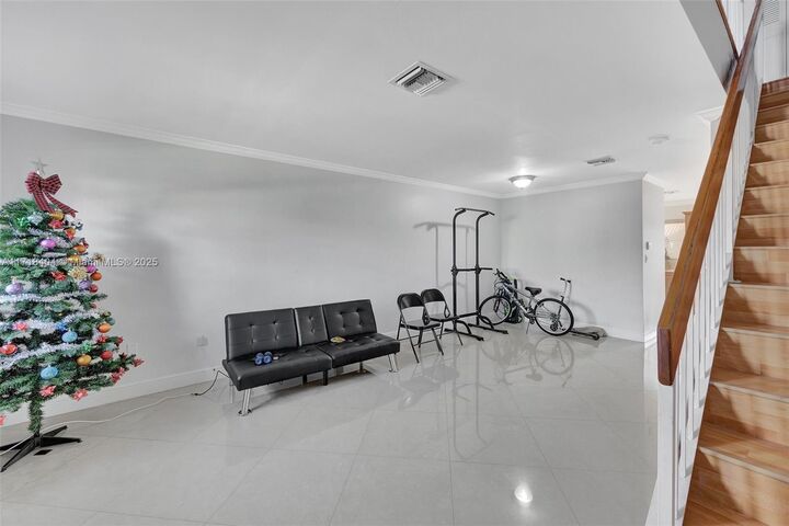 Property Photo: 6435 SW 129th Pl 107 FL 33183