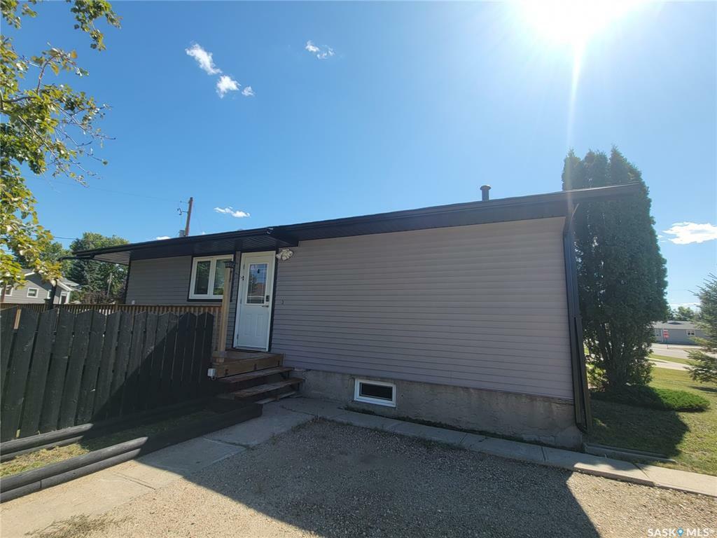 Property Photo:  5305 Herald Street N  SK S0L 2C0 