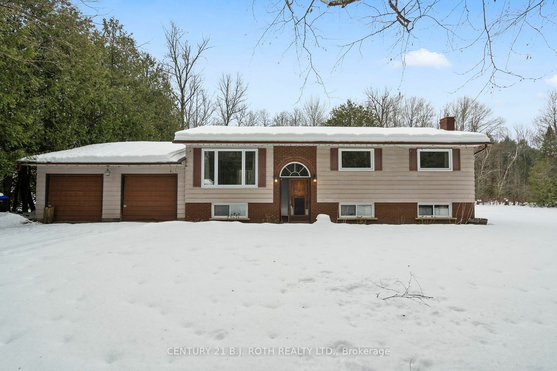 Property Photo:  1725 Mt St Louis Rd E  ON L0K 1E0 