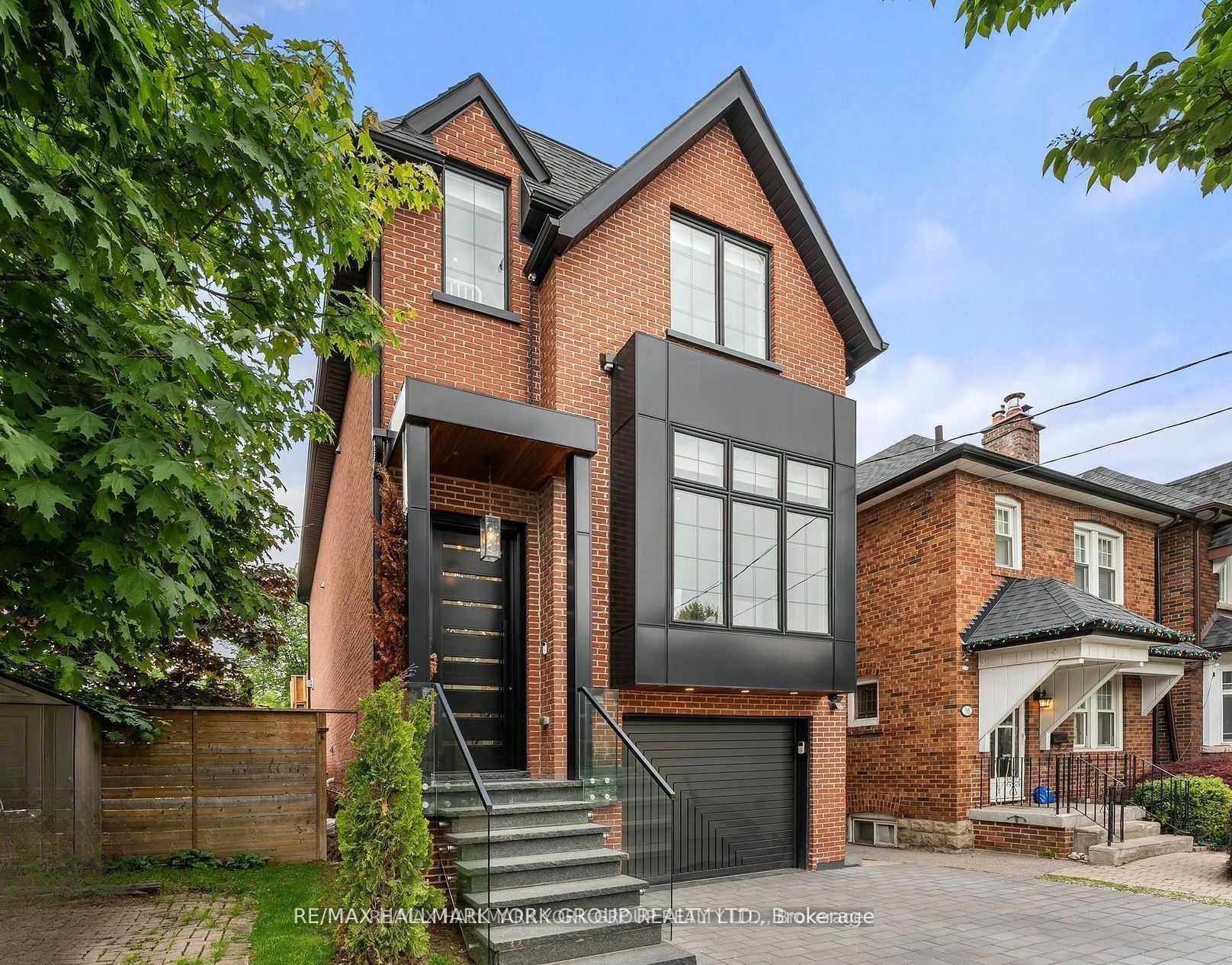 100 Roe Ave  Toronto ON M5M 2H7 photo