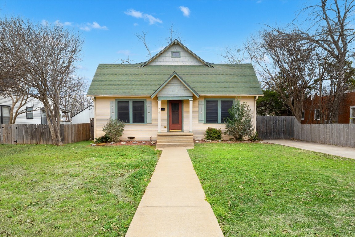 Property Photo: 1710 Lexington Street TX 76574