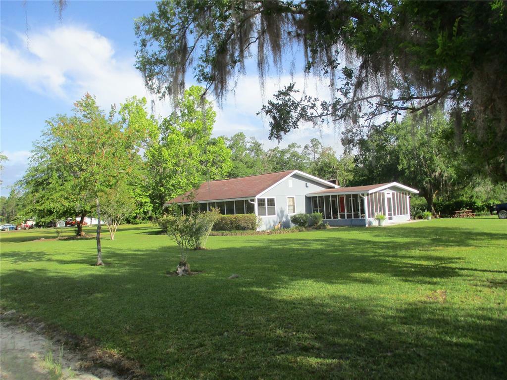 Property Photo:  27205 Magnolia Avenue  FL 32046 