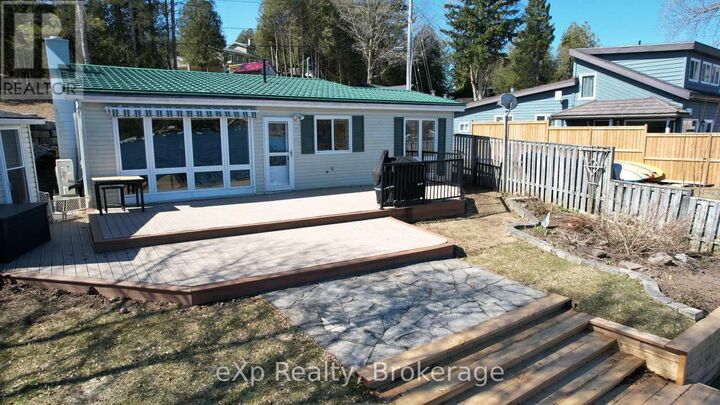 Property Photo: 209 Lake Rosalind Road 2 ON N4N 3B9