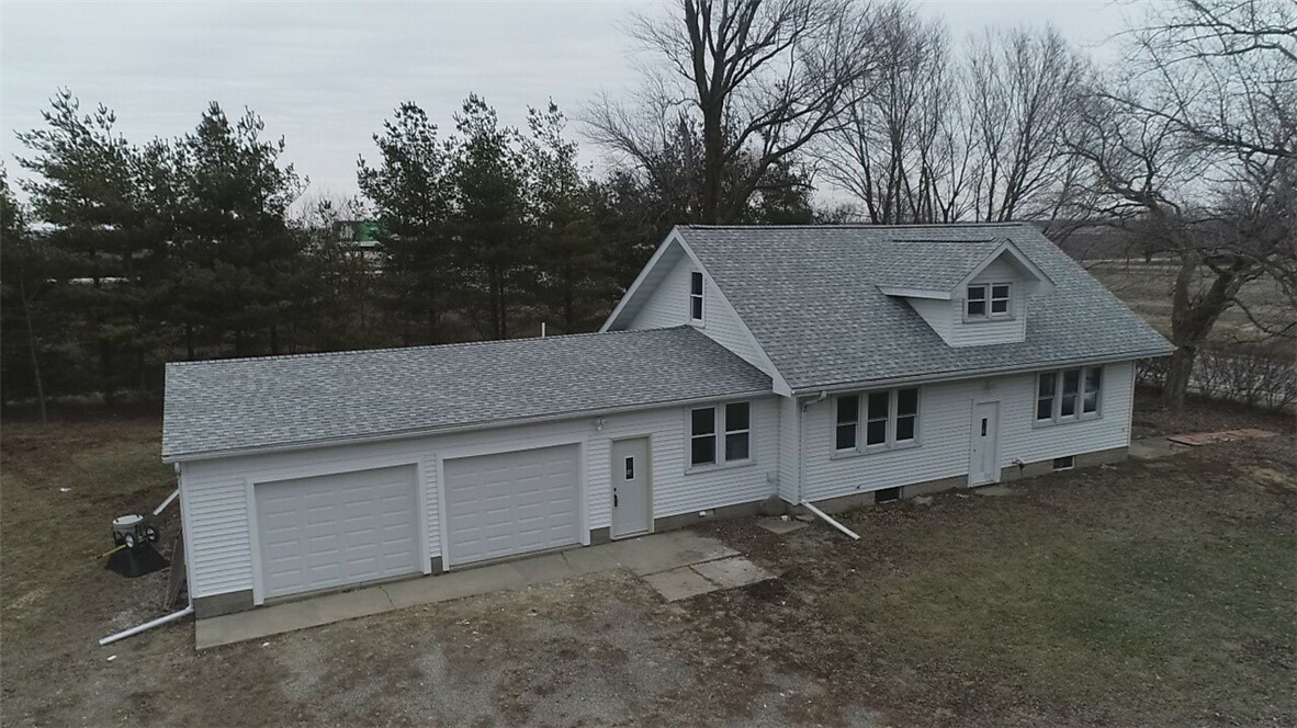 Property Photo: 1641 State Highway 128 IL 62565