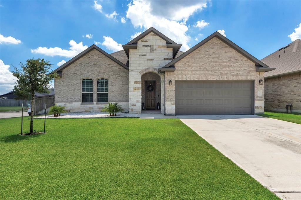 Property Photo:  9226 Ganter River Trail  TX 77044 