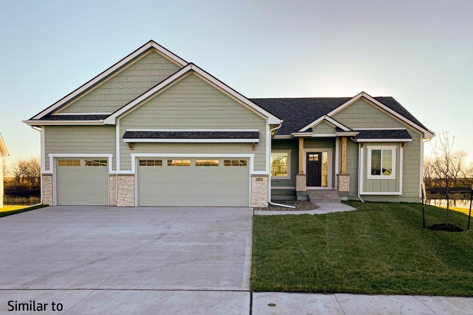 5623 163rd Street  Urbandale IA 50323 photo