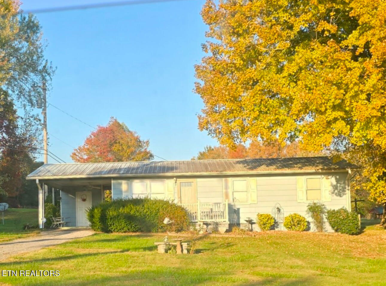 Property Photo:  1747 Fairview Rd  TN 37840 