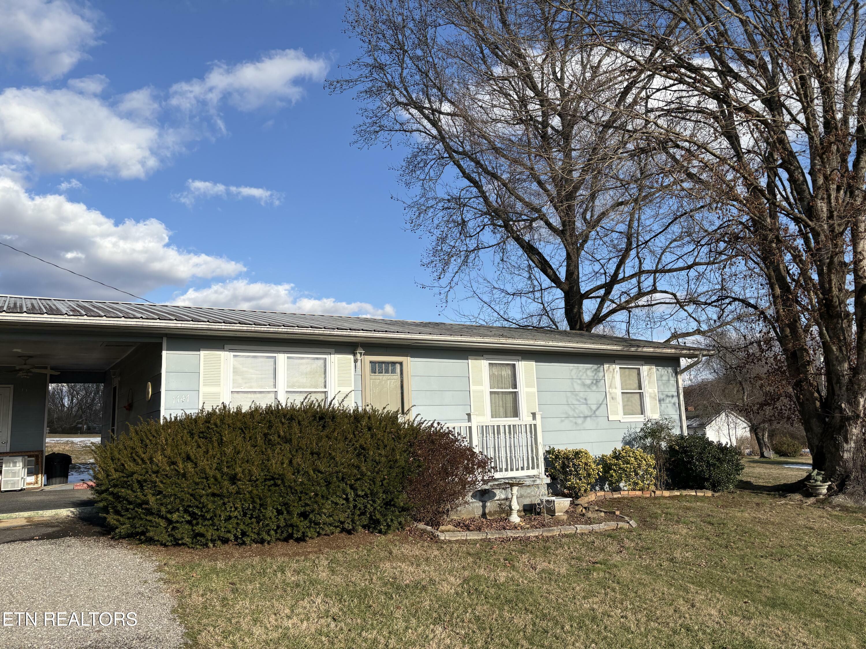 Property Photo:  1747 Fairview Rd  TN 37840 