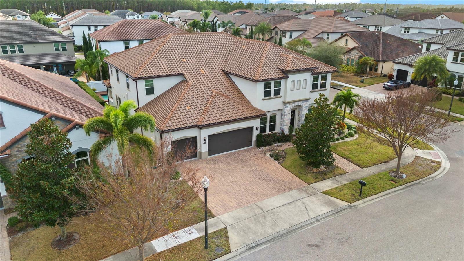 Property Photo:  8558 Morehouse Drive  FL 32836 