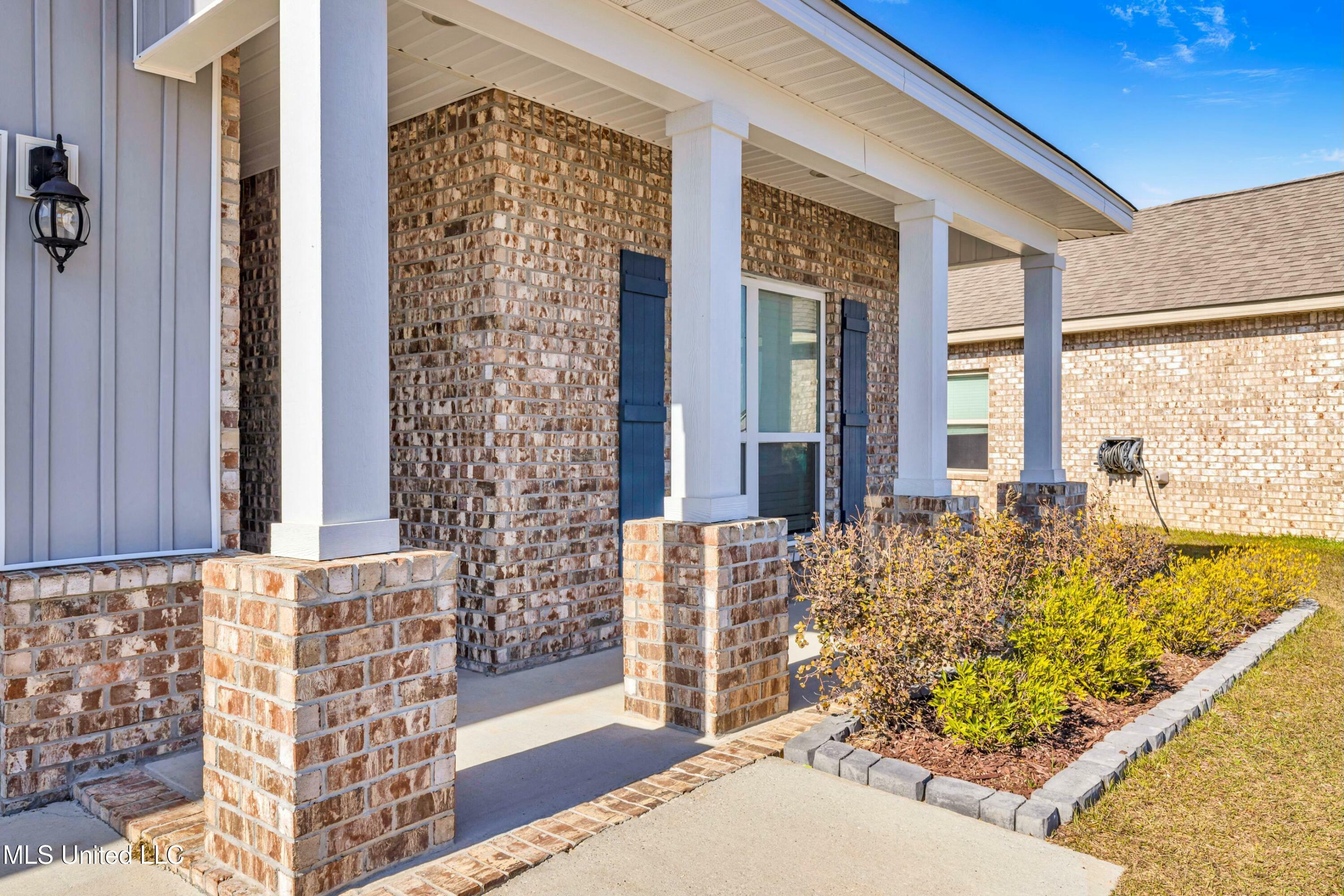 Property Photo:  1009 Kittiwake Cove  MS 39564 