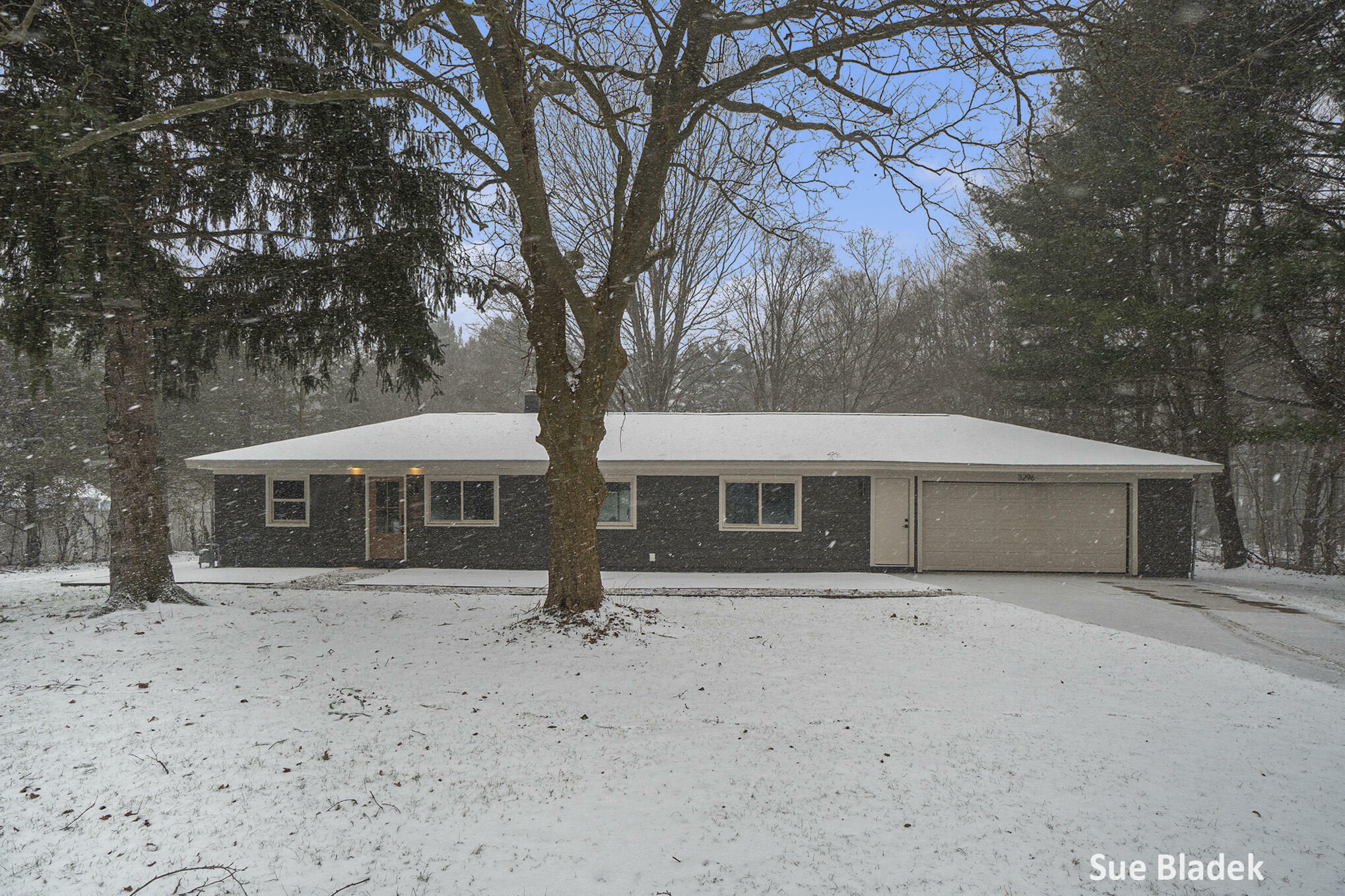 Property Photo:  3296 Blue Star Highway  MI 49453 