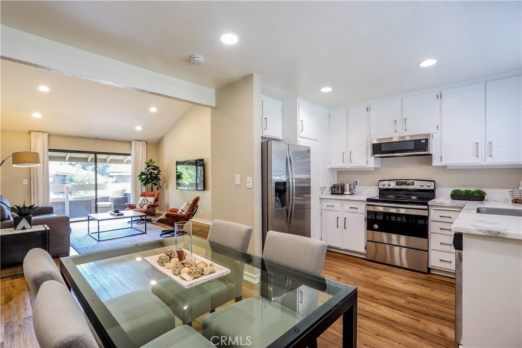 Property Photo: 84 Streamwood CA 92620