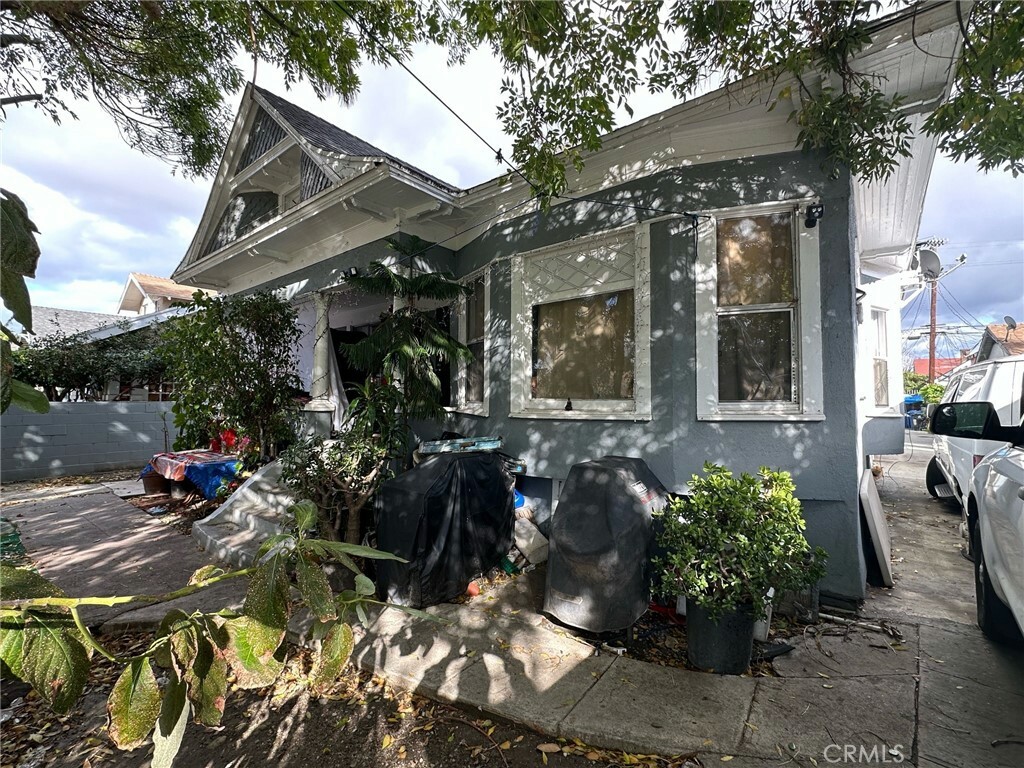 4210 Woodlawn Avenue  Los Angeles CA 90011 photo