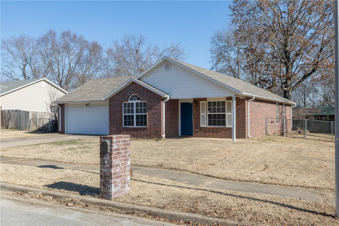 Property Photo:  1190 S Nelson Drive  AR 72701 