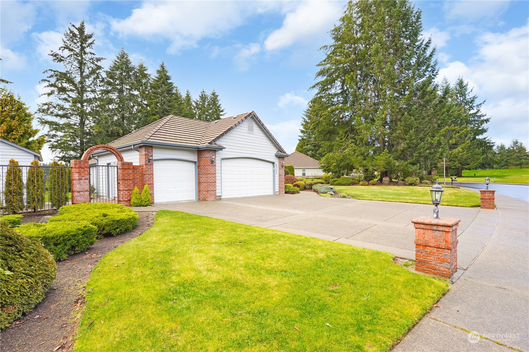 Property Photo:  6733  Troon Lane  SE  WA 98501 