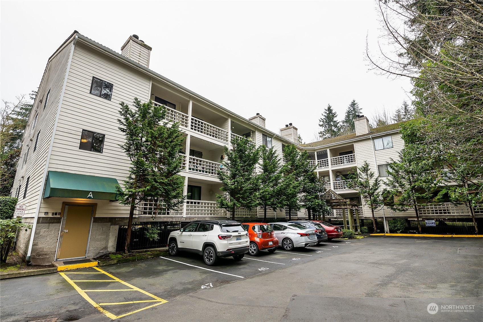 Property Photo:  700 N 160th Street A206  WA 98133 