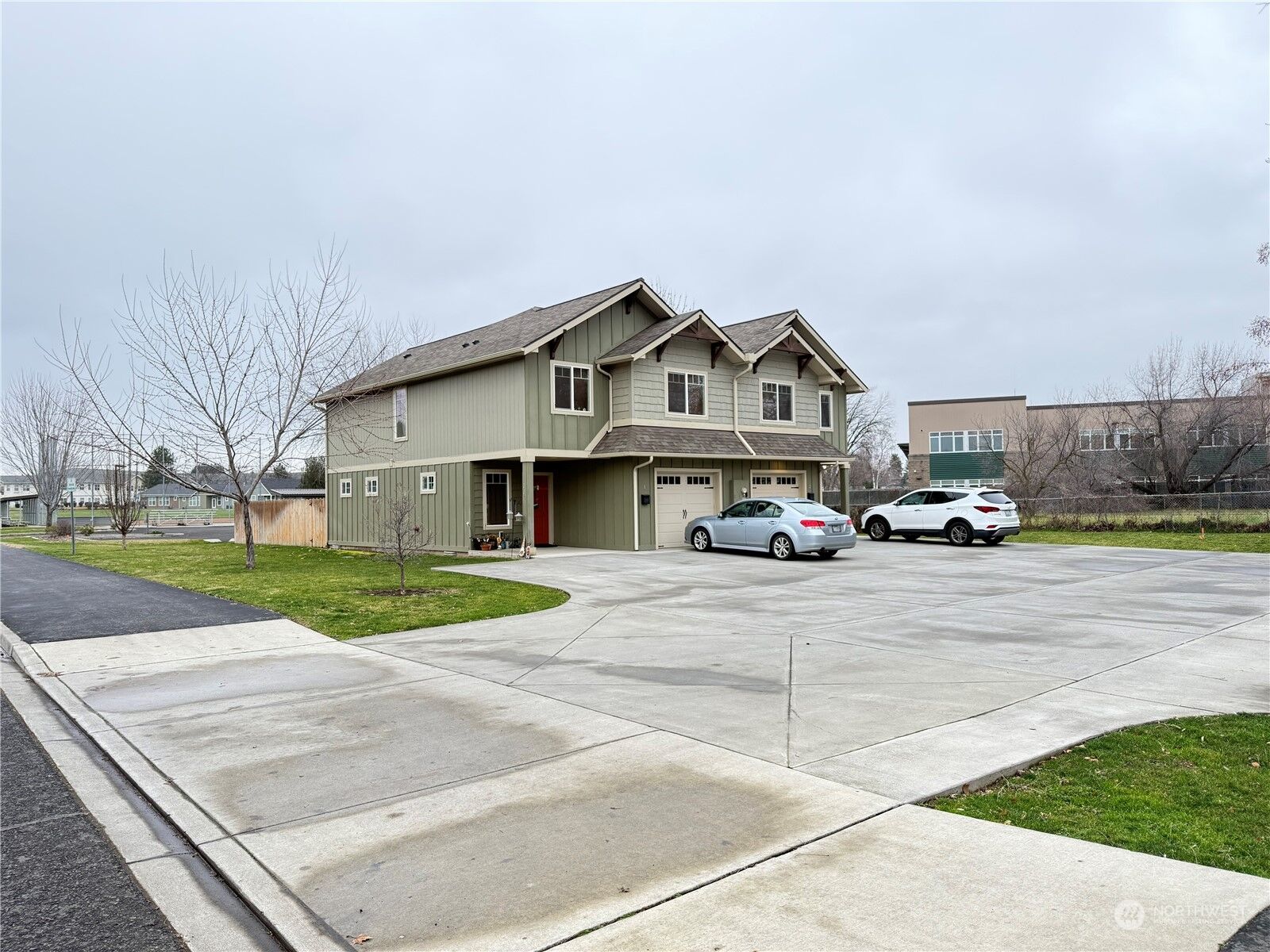 Property Photo: 226 E Whitman Drive WA 99324
