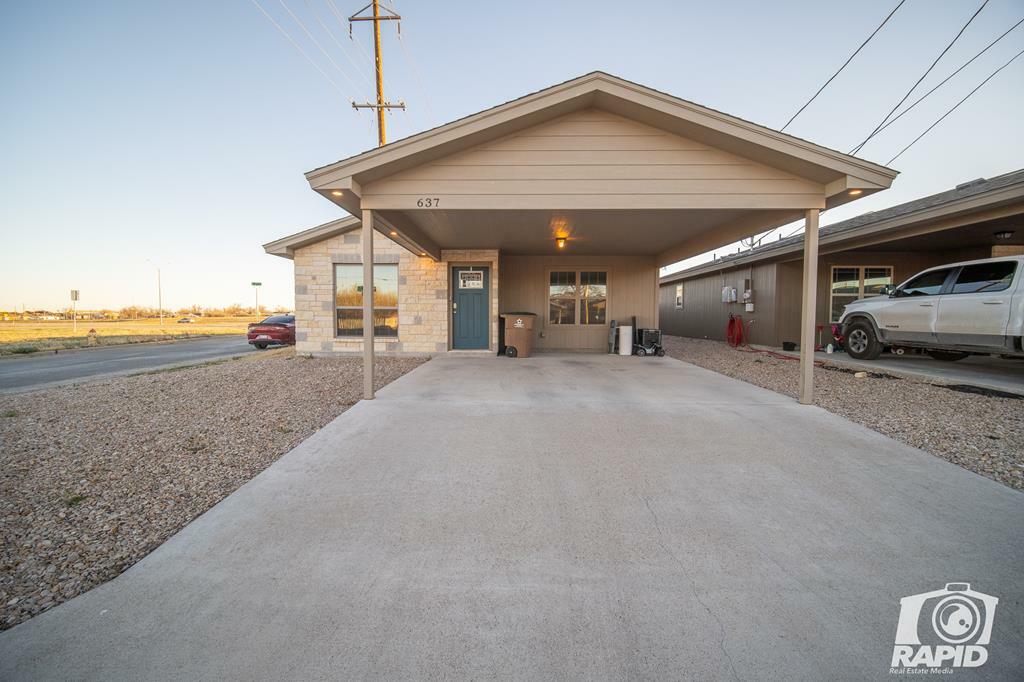 Property Photo:  637 Scout  TX 76903 