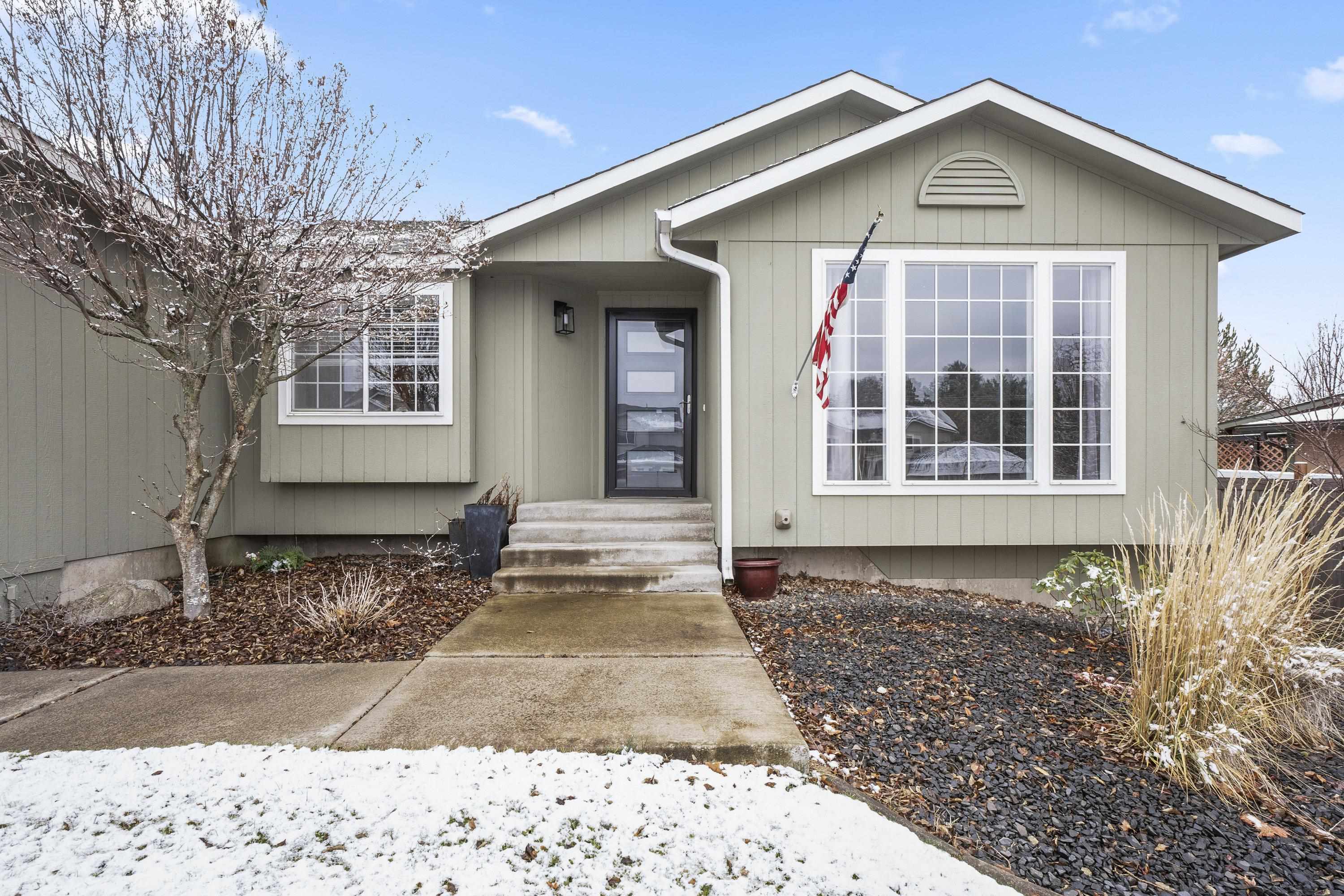 Property Photo:  23804 E Maxwell Dr  WA 99019 