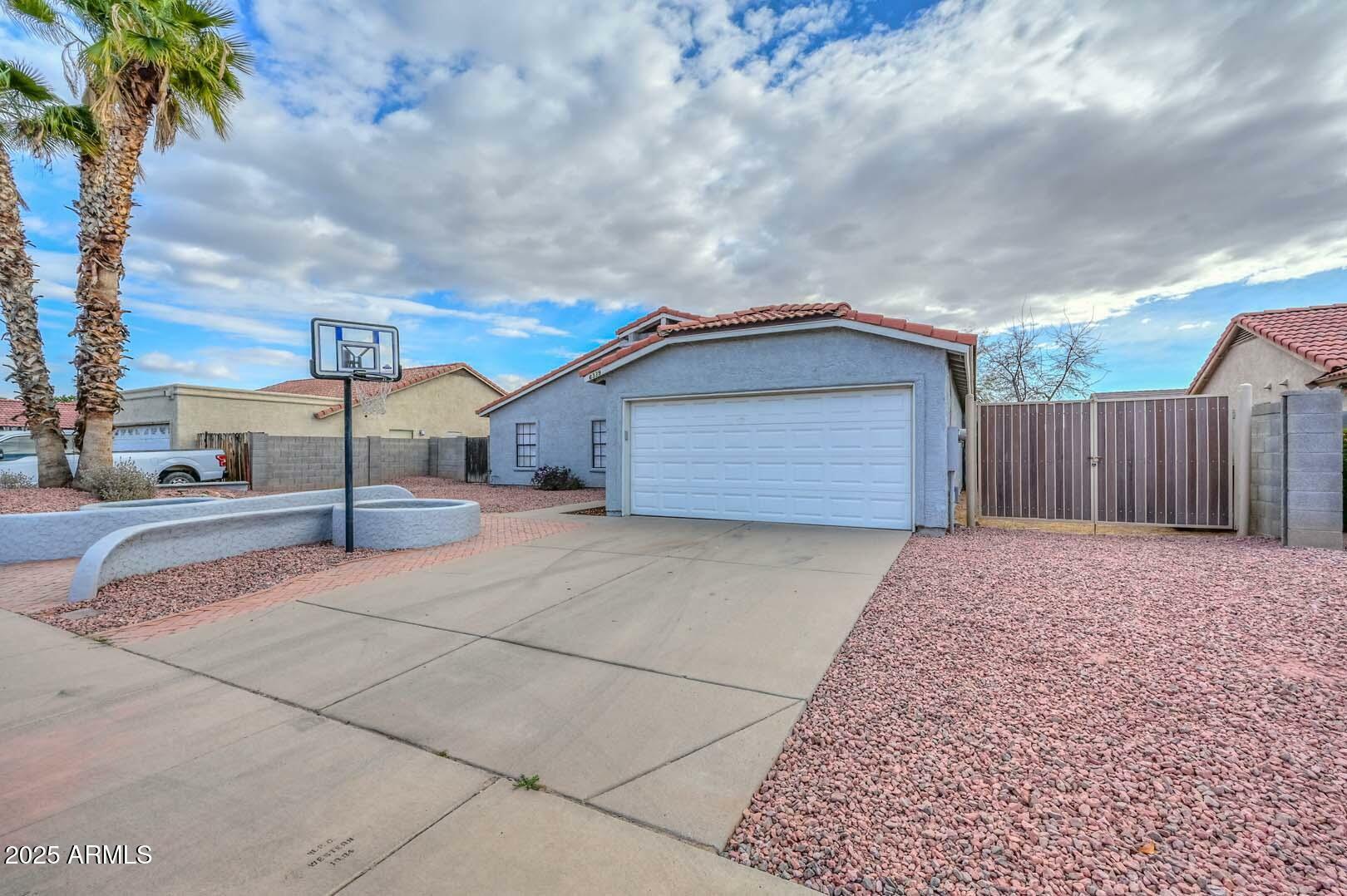 Property Photo: 6339 W Ironwood Drive W AZ 85302