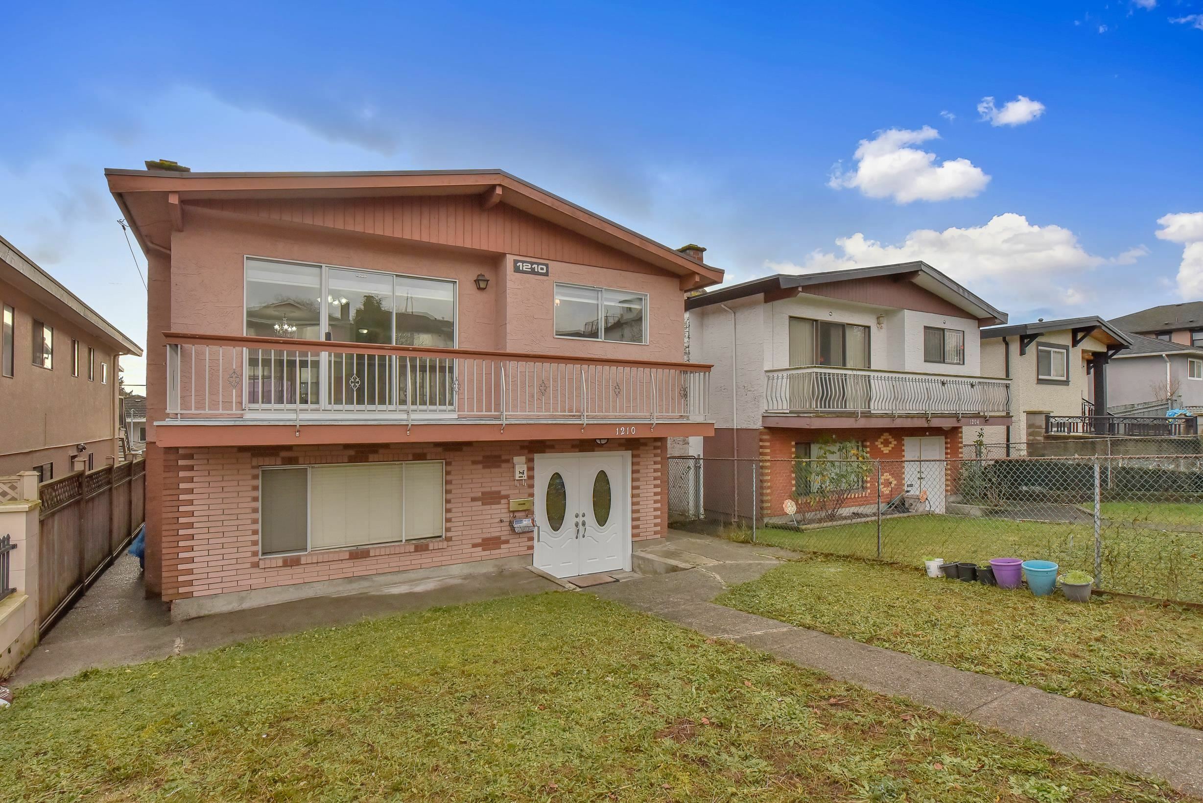 Photo de la propriété: 1210 63 Avenue BC V5X 2L4