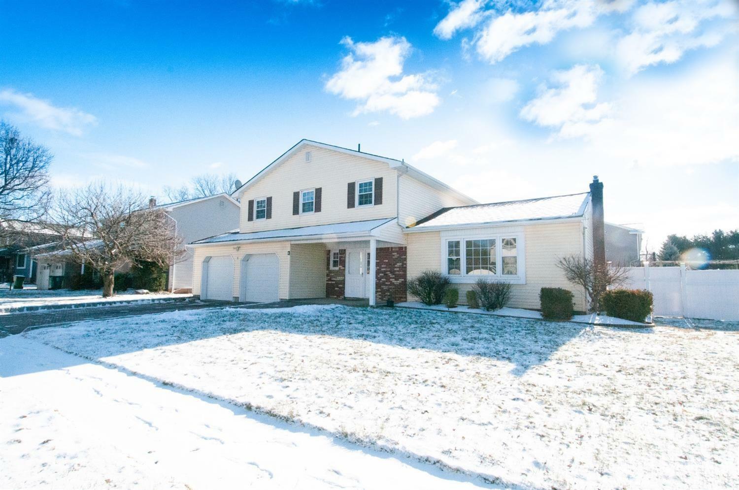 Property Photo:  9 Van Buren Drive  NJ 08817 