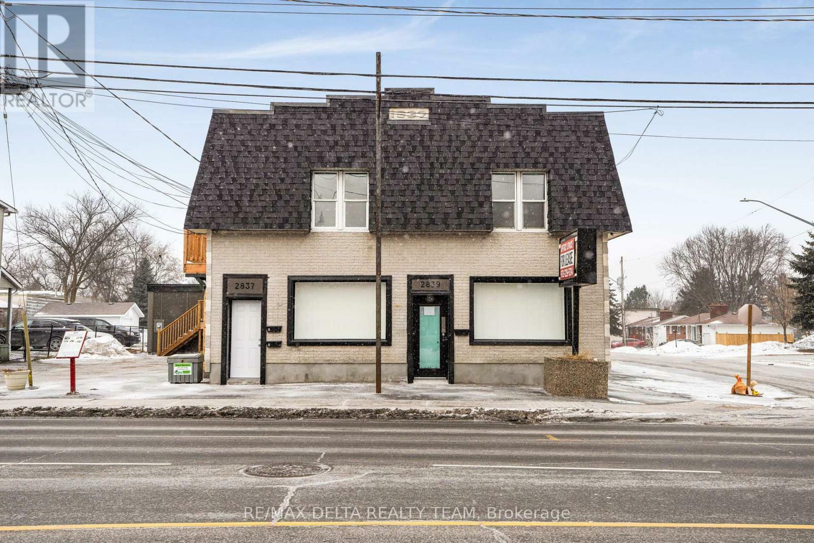 Property Photo:  2837 St Joseph Boulevard 1  ON K1C 1G6 