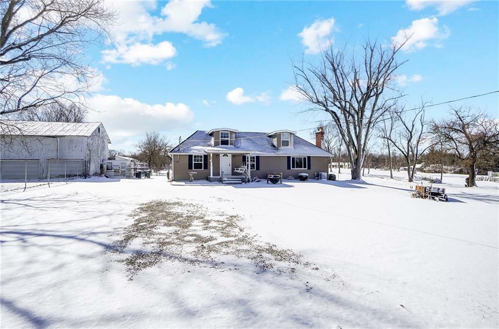 Property Photo:  6626 Dayton Farmersville Road  OH 45417 