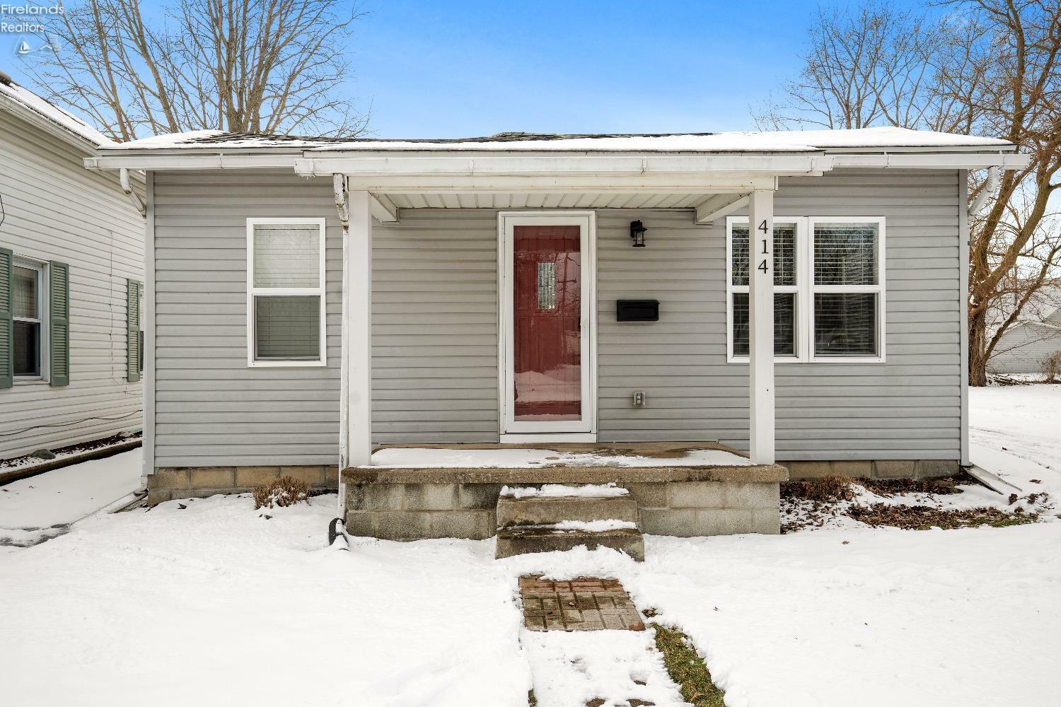 Property Photo:  414 Lincoln Drive  OH 43452 