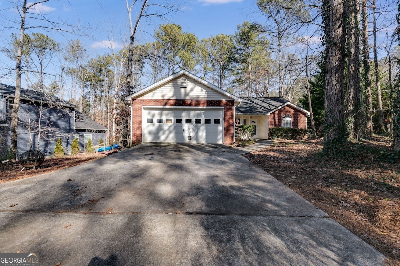 Property Photo:  3153 Sweetbriar Drive  GA 30180 