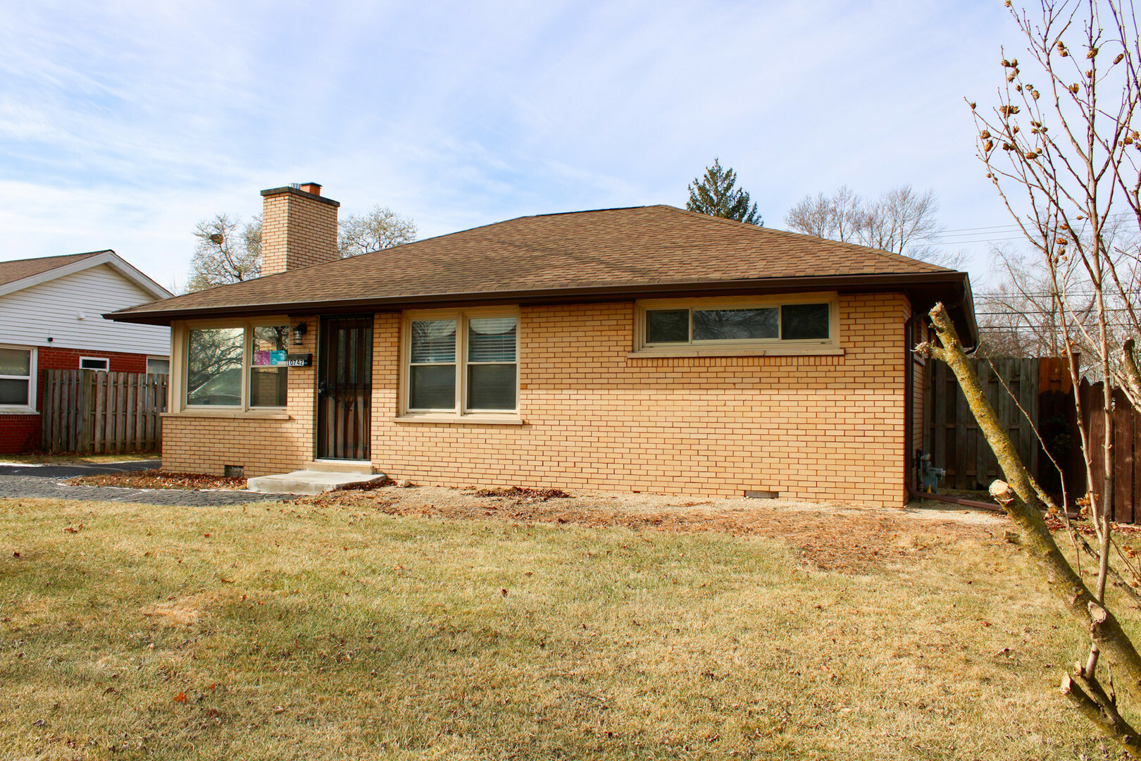 Property Photo: 10742 Oak Avenue IL 60415
