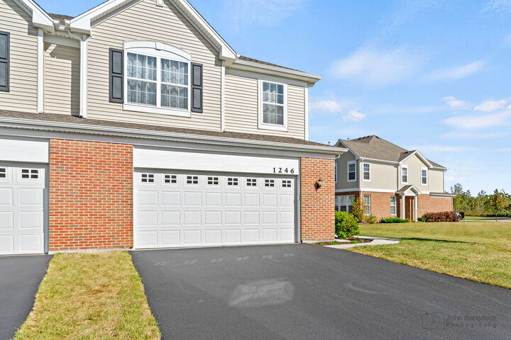 Property Photo:  1246 Draper Road  IL 60050 