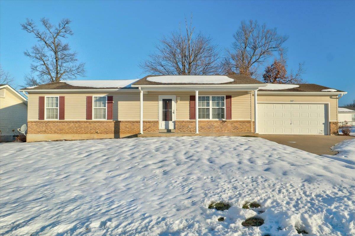 Property Photo:  247 Shellbark Drive  MO 63379 