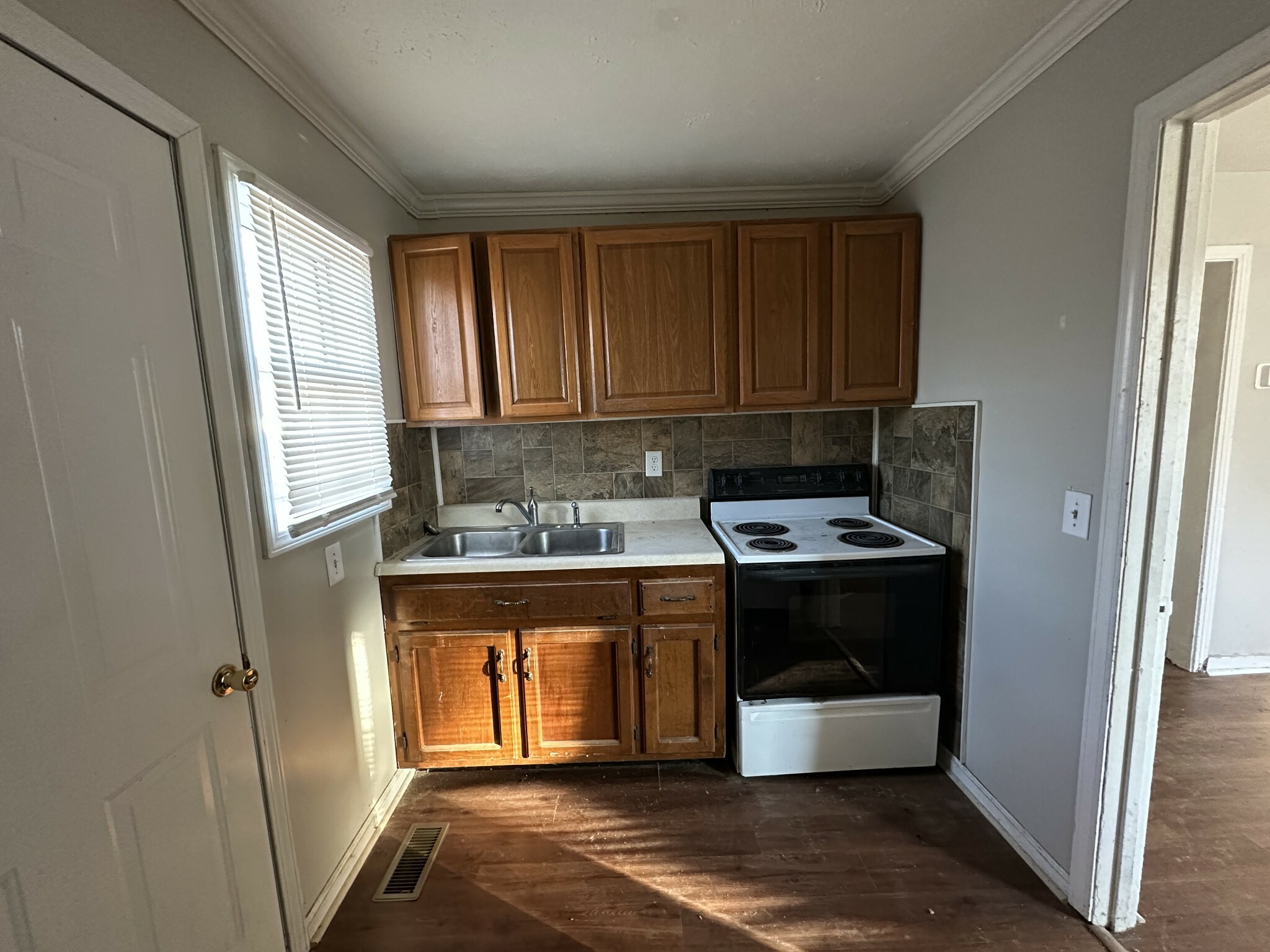 Property Photo: 63 Maple St TN 37042
