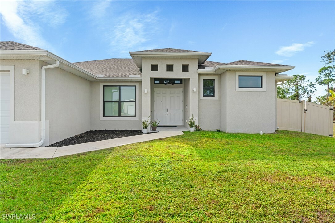 2511 34th Street SW  Lehigh Acres FL 33976 photo
