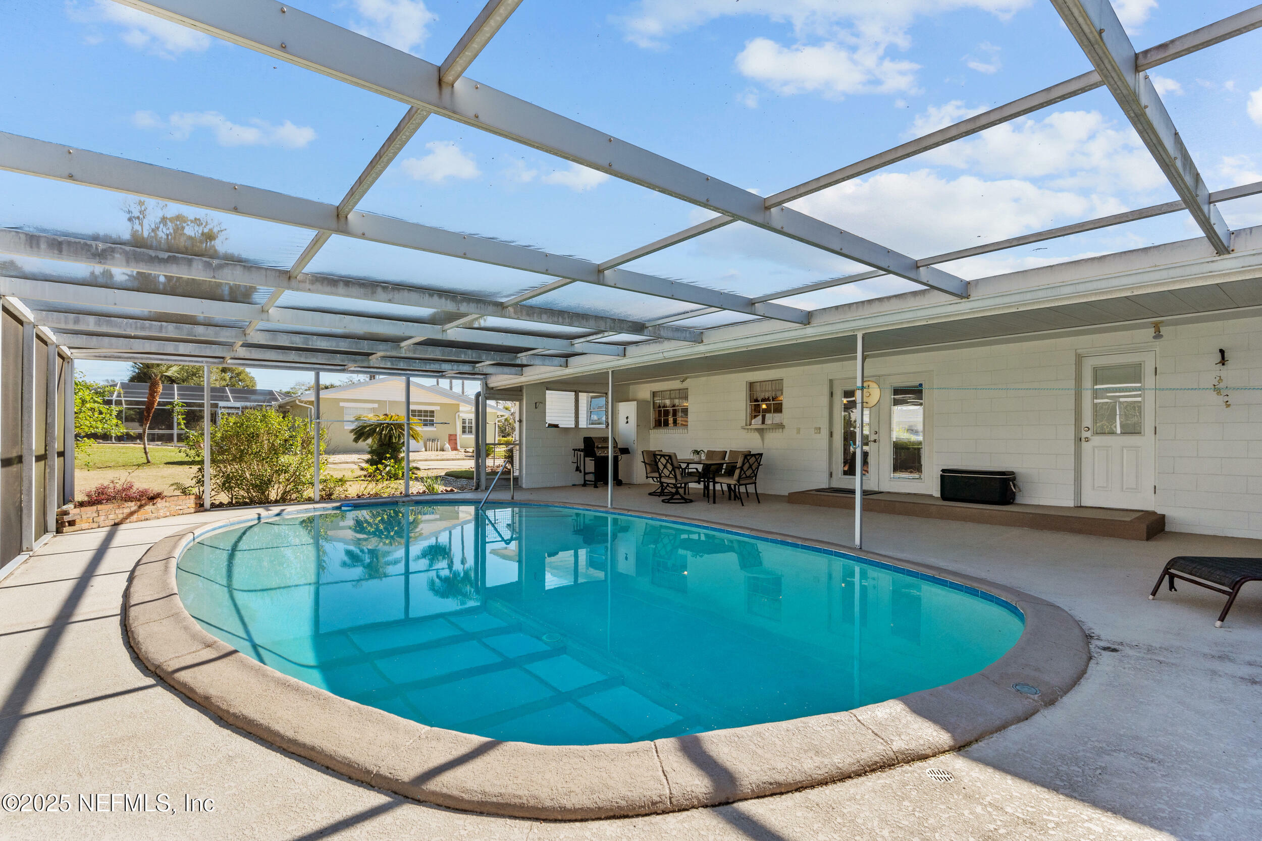 Property Photo:  1075 Rolling Acres Drive  FL 32720 