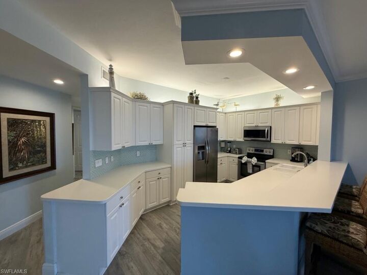 Property Photo:  410 Flagship Dr 305  FL 34108 