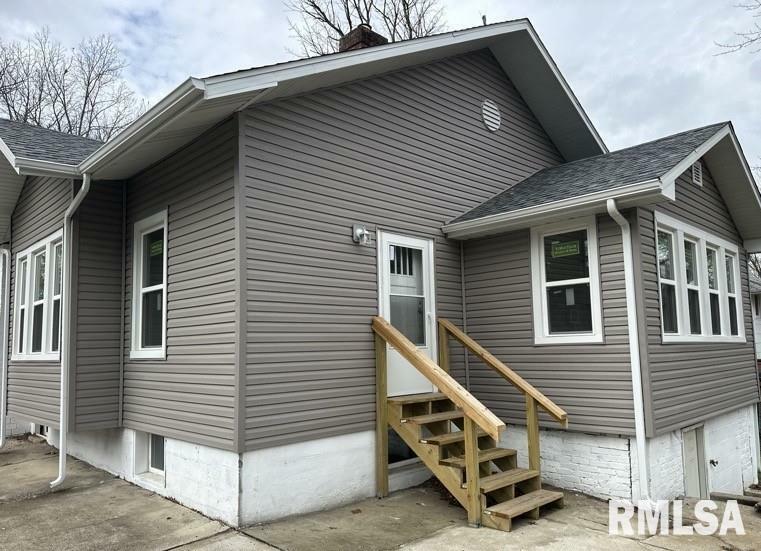 Property Photo:  500 N 8th Street  IL 62864 