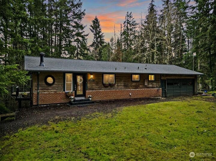 675 SW Rainbow Ridge  Port Orchard WA 98367 photo