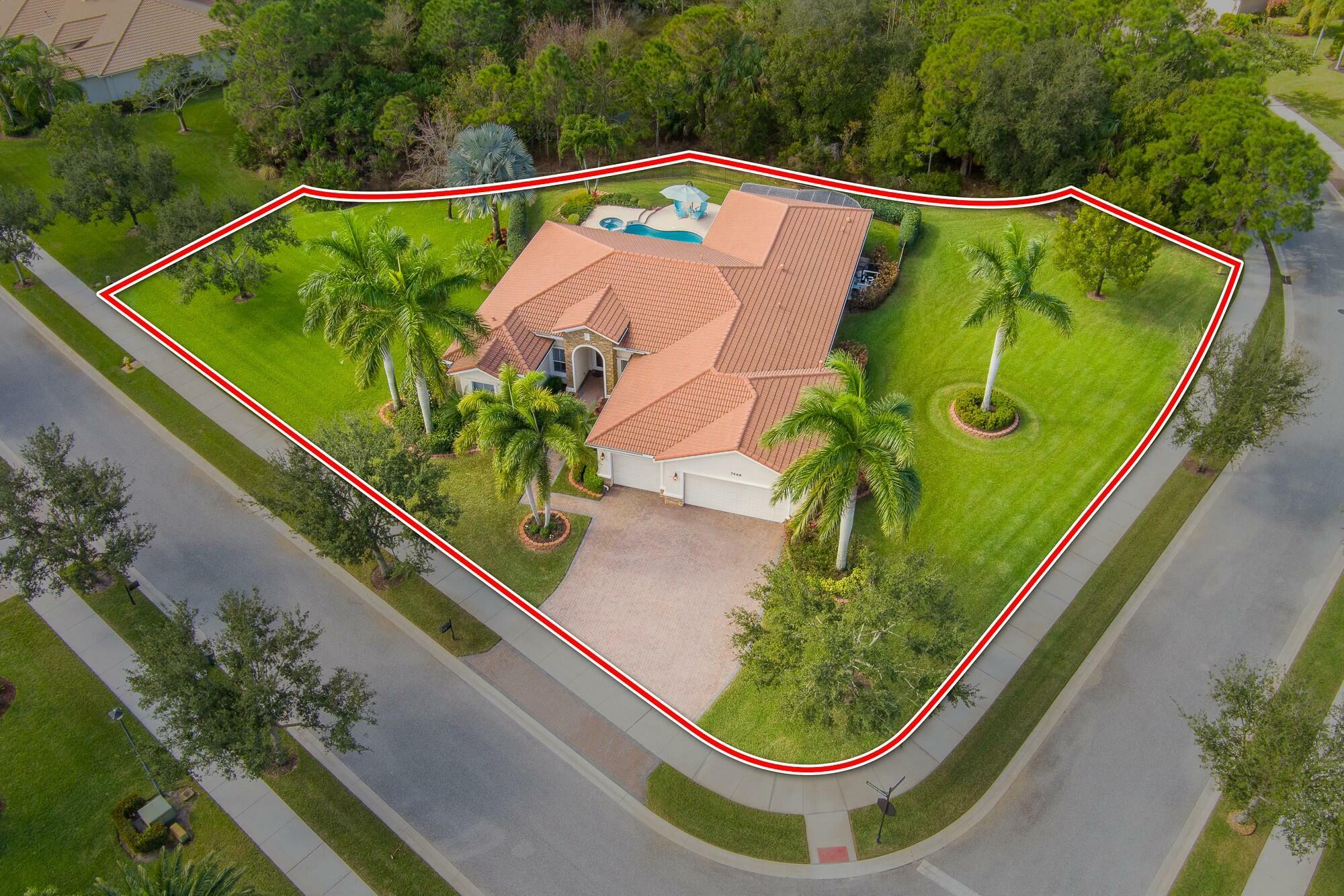 Property Photo:  7466 SE Belle Maison Drive  FL 34997 