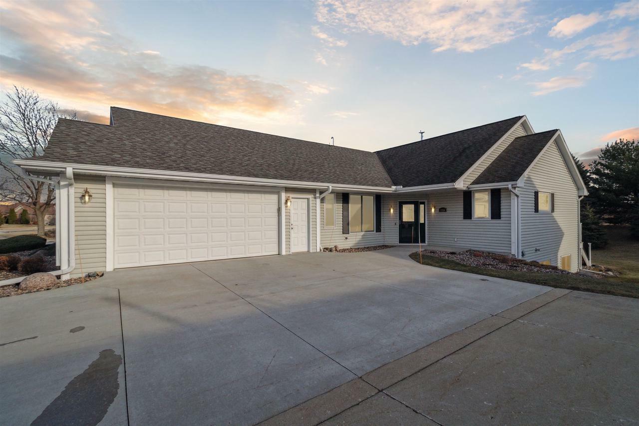 Property Photo:  4950 Monarch Drive  WI 53563 