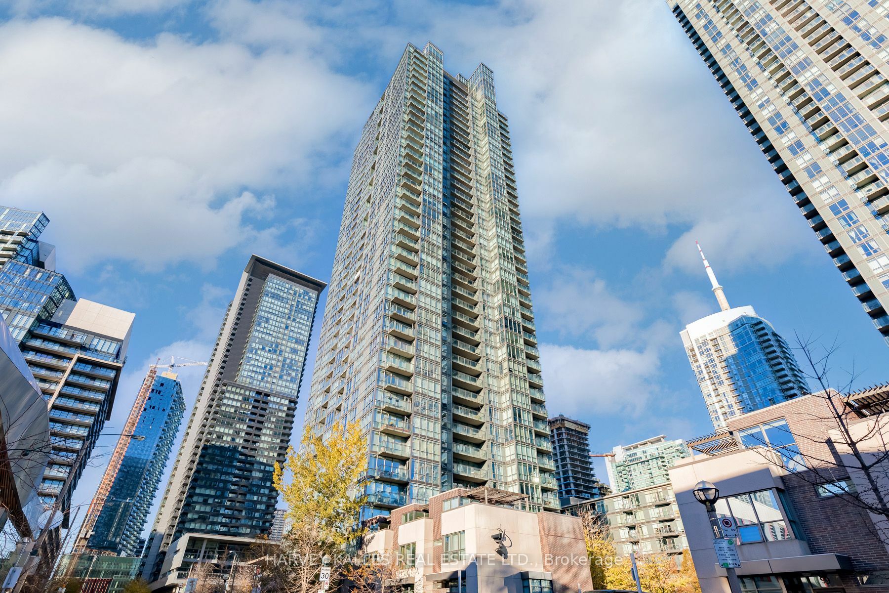 Property Photo:  15 Fort York Blvd Ph05  ON M5V 3Y4 