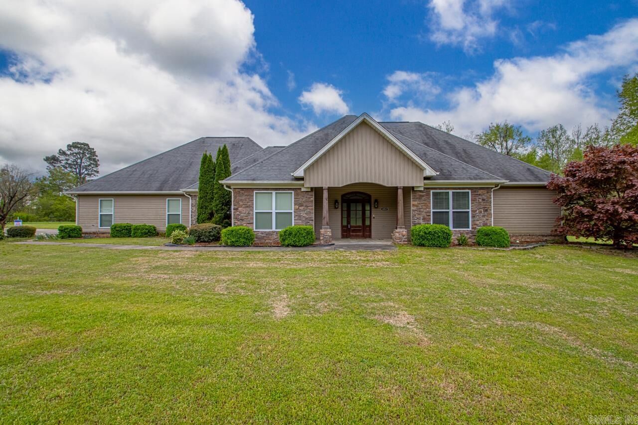 Property Photo:  10517 W Sardis  AR 72011 