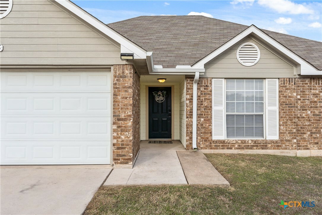 Property Photo:  2703 Roadrunner Drive  TX 76549 