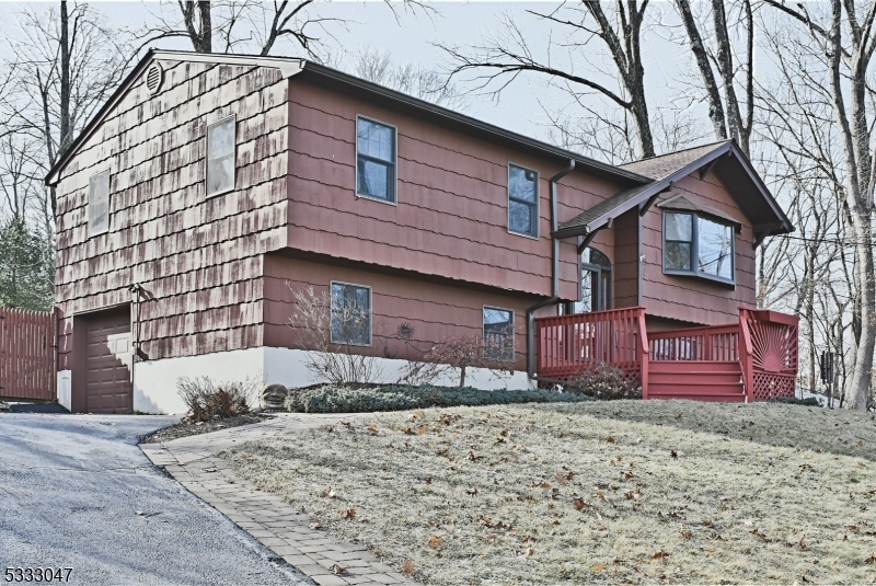 Property Photo: 30 Crescent Dr North NJ 07821