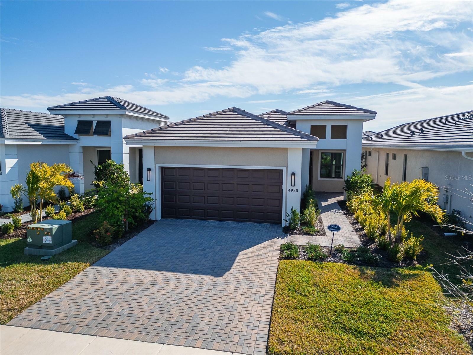 Property Photo:  4935 Carova Way  FL 34211 