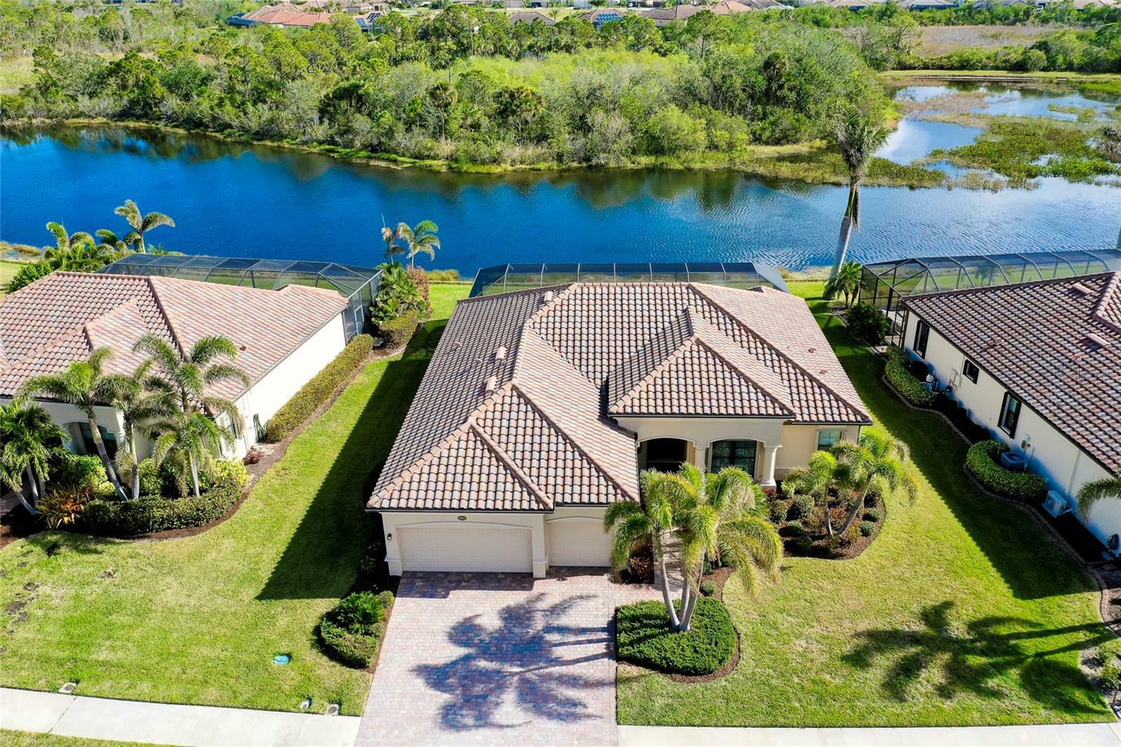 Property Photo:  20314 Passagio Drive  FL 34293 