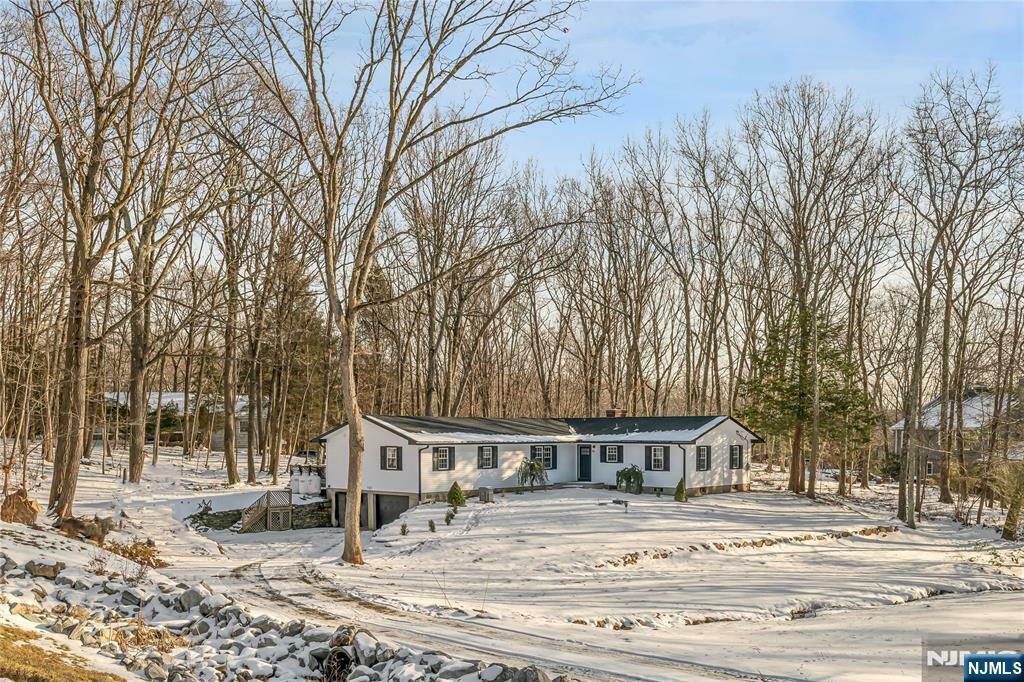 Property Photo:  106 Doremus Road  NJ 07438 