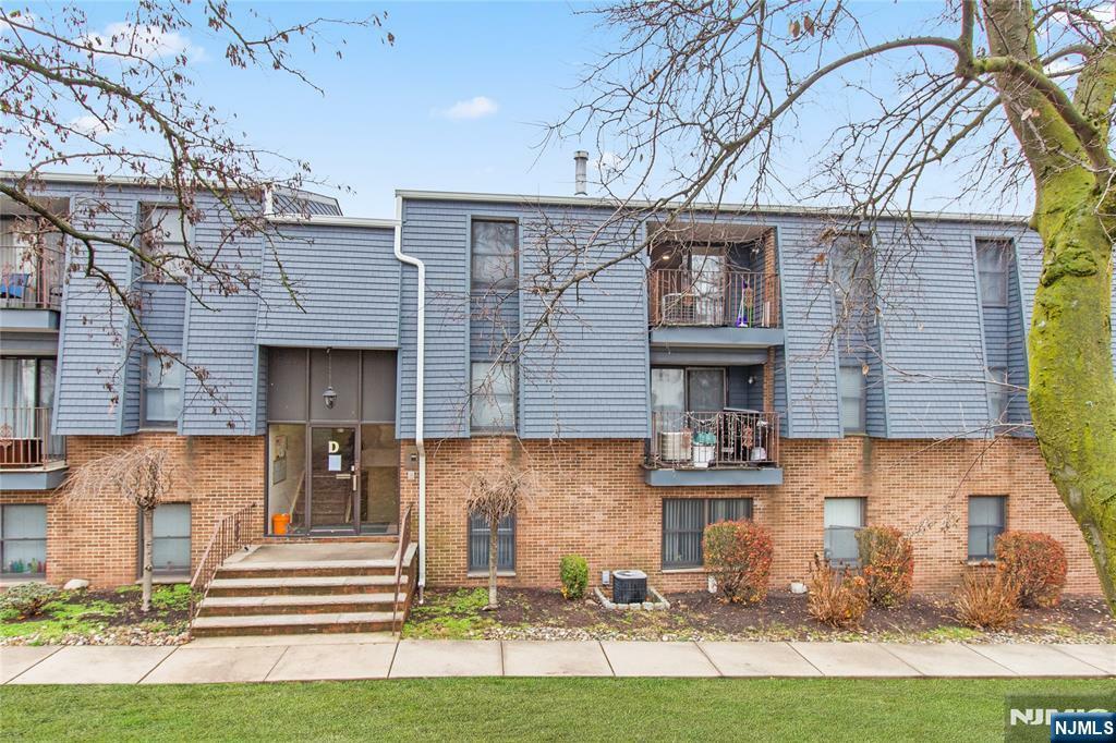Property Photo:  700 Schuyler D36  NJ 07032 